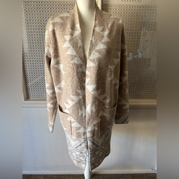 Frye Sweaters - Women’s FRYE Aztec Tribal Western Boho Long Cardigan Sweater